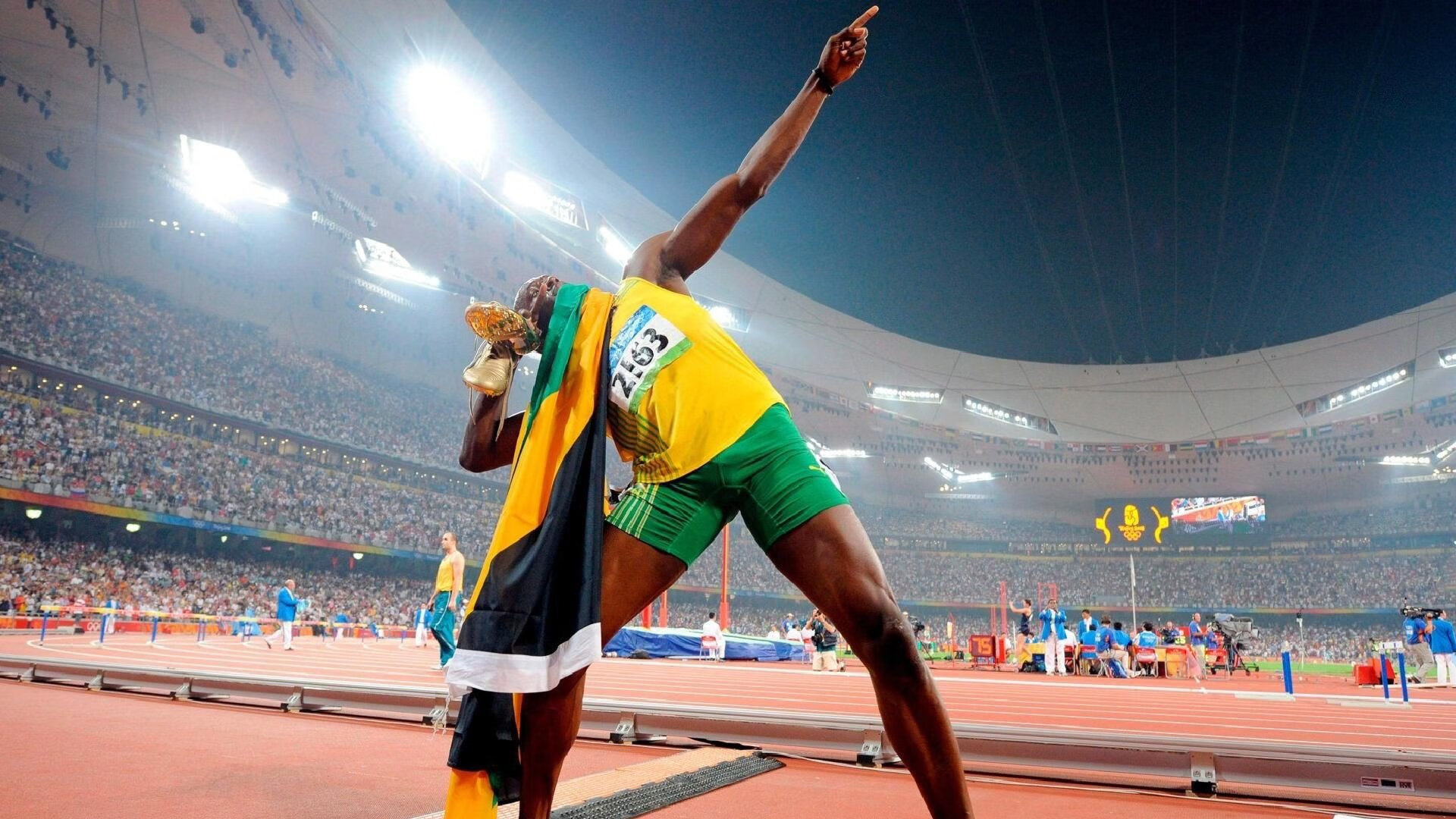 开云下载-滑雪冠军张可欣成功挑战高难度动作，再创历史，你知道张可欣是谁吗